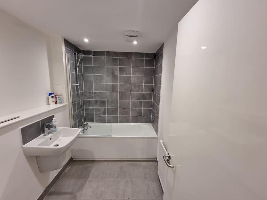 Gorgeous Apartment In The Town By Ap Management. Glasgow Dış mekan fotoğraf